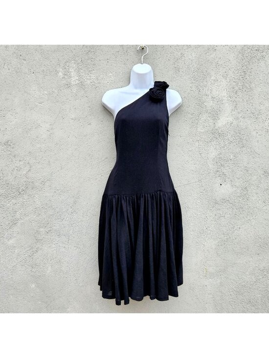 georges rech Dresses & Skirts - Vintage Georges Rech Paris Black One Shoulder Drop Waist Dress Rosette S